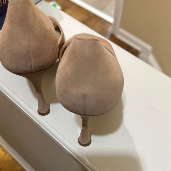 Vince Camuto Women's Nude Heels - Picture 3 of 5